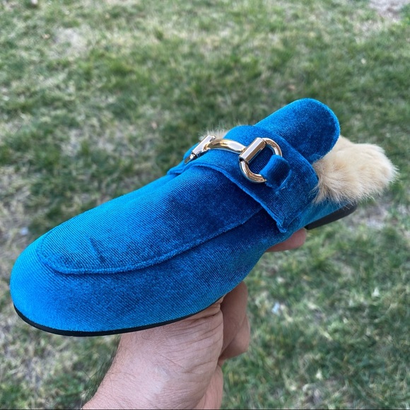 Cute cozy fury clog sandals by Steve Madden - Picture 2 of 8